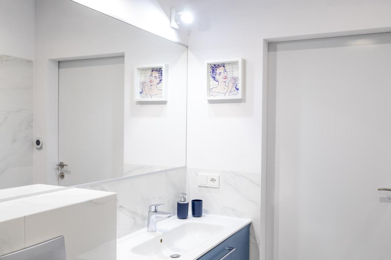 Apartament Z Basenem "Przy Morzu" 里沃 外观 照片